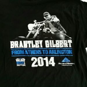 A never worn Brantley Gilbert shirt